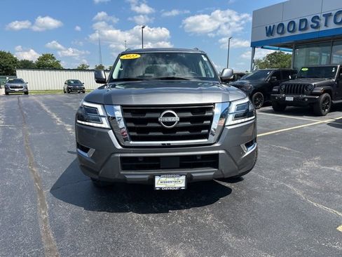 Used 2022 Nissan Armada SV image 8