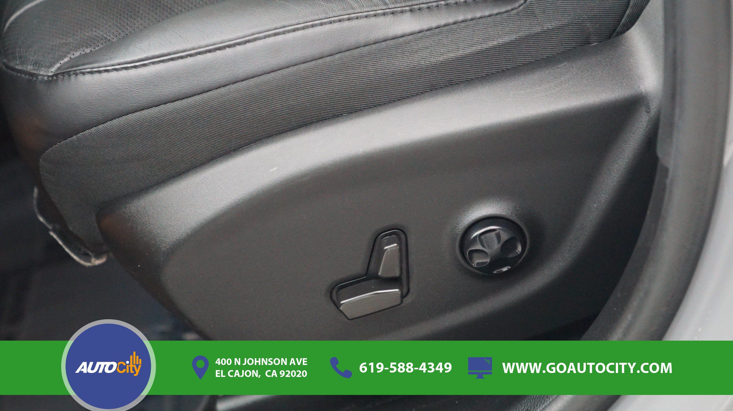 Used 2021 Jeep Cherokee Limited w/ Elite Package FWD image 18