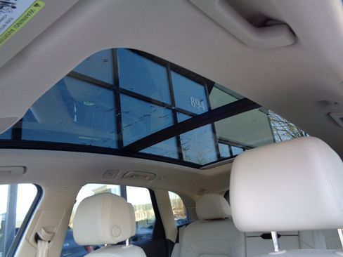 Used 2018 Audi Q5 2.0T Premium Plus image 17