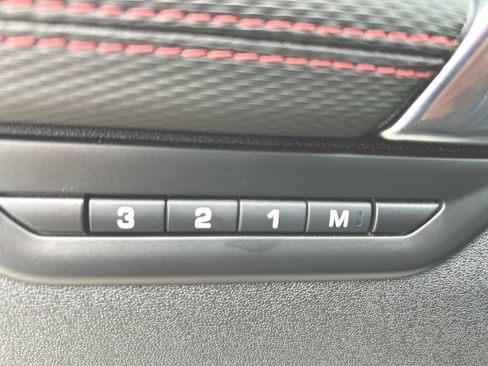 Used 2023 Land Rover Discovery Sport SE R-Dynamic AWD/4WD image 13