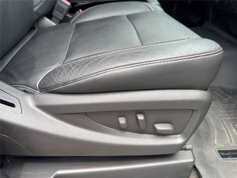 Used 2015 Chevrolet Silverado 2500 LTZ AWD/4WD image 36