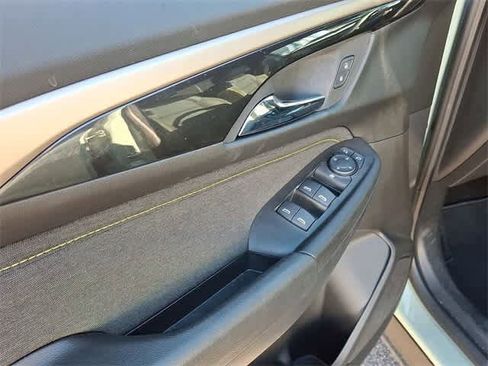 Used 2025 Chevrolet TrailBlazer ACTIV image 27