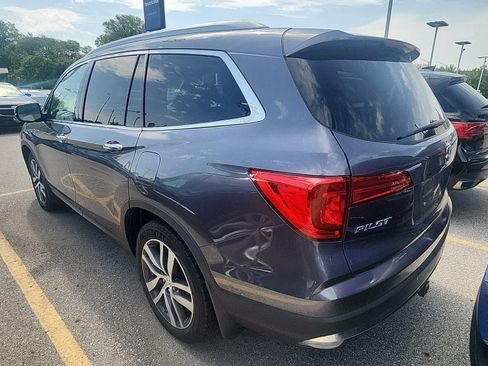 Used 2018 Honda Pilot Touring image 7