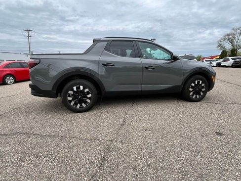 Used 2025 Hyundai Santa Cruz SEL AWD/4WD image 6