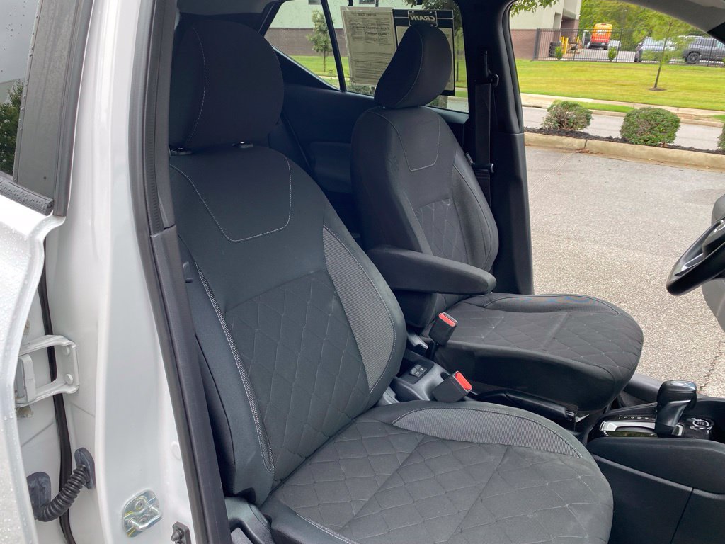 Used 2020 Nissan Kicks S FWD image 31