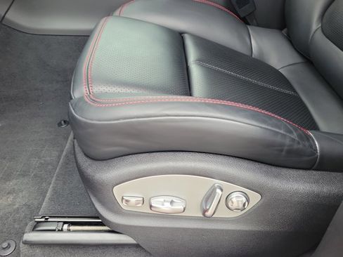 Certified 2024 Porsche Macan GTS AWD/4WD image 22