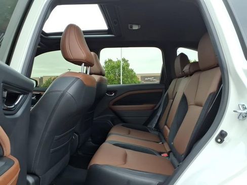 Certified 2025 Subaru Forester Touring w/ Popular Package - Touring AWD/4WD image 11