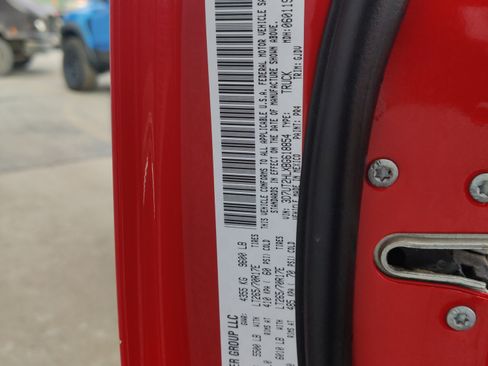 Used 2011 RAM 2500 Laramie w/ Cold Weather Group image 25