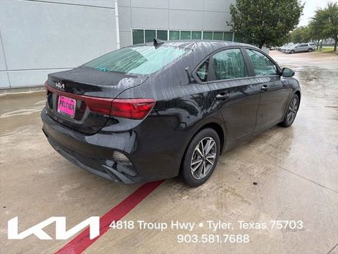 Certified 2024 Kia Forte LXS FWD image 9