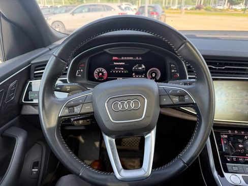 Used 2019 Audi Q8 Premium Plus w/ Premium Plus AWD/4WD image 16