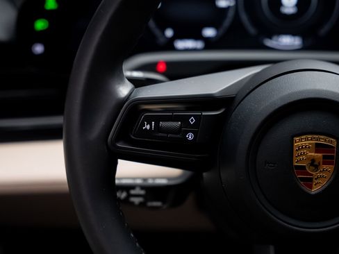 Used 2022 Porsche Taycan 4S image 42