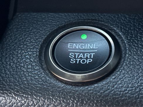 Used 2018 Ford F150 Raptor w/ Equipment Group 802A Luxury image 8