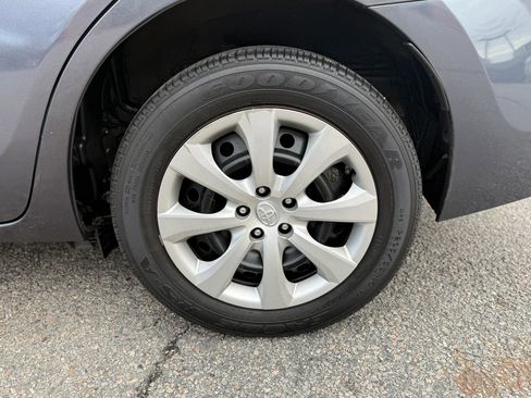 Used 2019 Toyota Corolla LE image 13