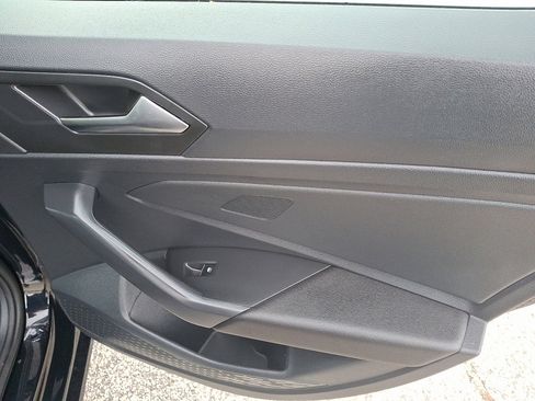 Used 2024 Volkswagen Jetta SE image 14