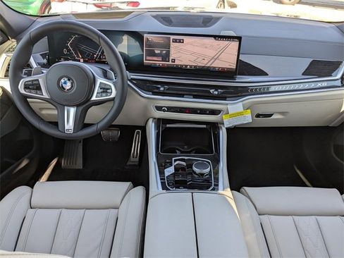 New 2026 BMW X6 xDrive40i w/ Premium Package image 15
