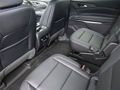 New 2026 Chevrolet Traverse LT image 19