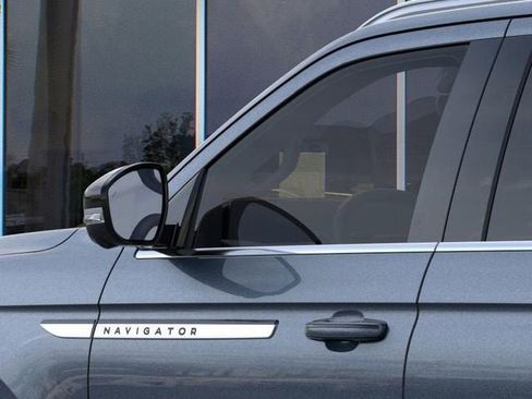 New 2025 Lincoln Navigator L Reserve image 20