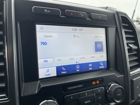 Certified 2022 Ford F350 XLT w/ XLT Value Package image 19