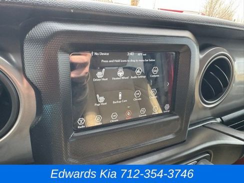 Used 2021 Jeep Wrangler Sport image 23