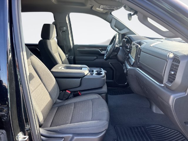 Used 2025 Chevrolet Silverado 2500 LT w/ Convenience Package AWD/4WD image 25