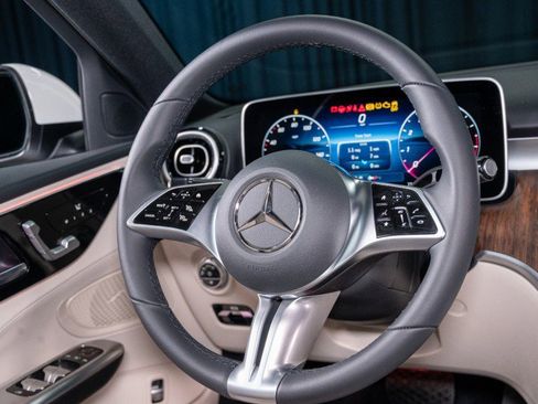 New 2026 Mercedes-Benz C 300 Sedan image 15