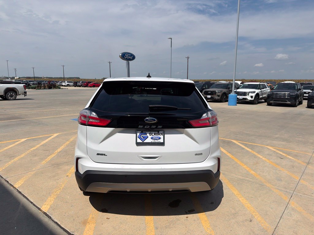 Used 2024 Ford Edge SEL w/ Convenience Package AWD/4WD image 6