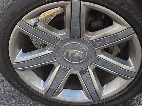 Used 2016 Cadillac Escalade Luxury AWD/4WD image 36