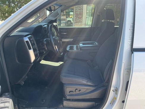 Used 2019 Chevrolet Silverado 2500 LT AWD/4WD image 9