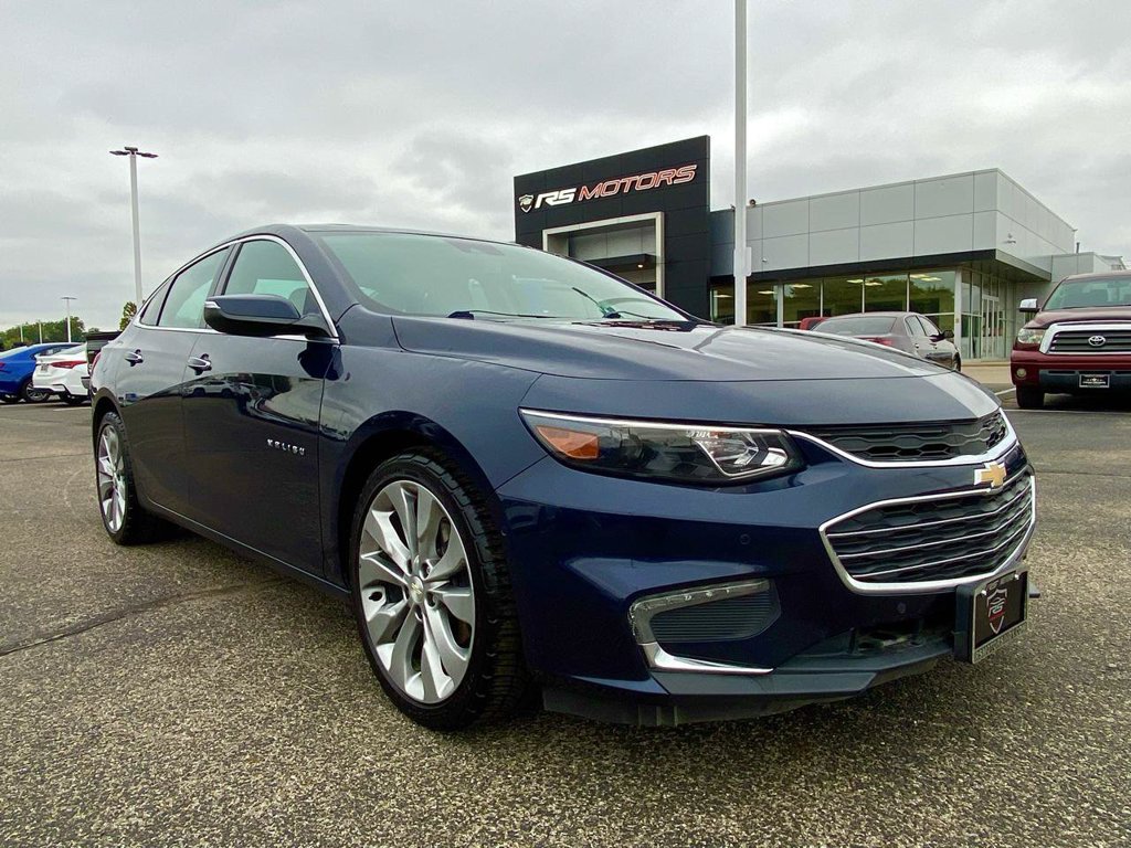 Used 2018 Chevrolet Malibu Premier w/ Premier Sun and Wheel Package FWD image 1