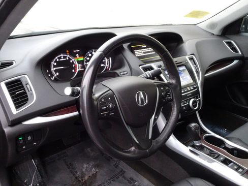 Used 2017 Acura TLX w/ Technology Package image 11
