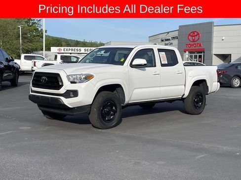 Used 2023 Toyota Tacoma SR AWD/4WD image 1