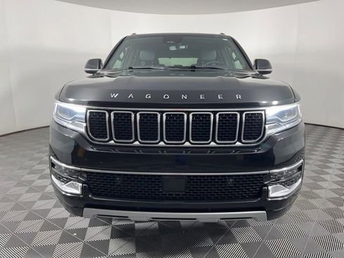 Used 2024 Jeep Wagoneer Series II w/ Flexible Seating Group RWD image 5