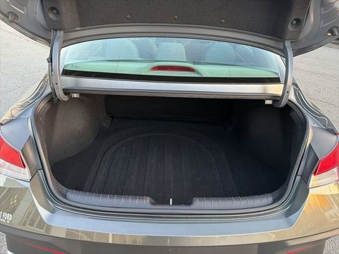 Used 2024 Hyundai Elantra SEL image 16