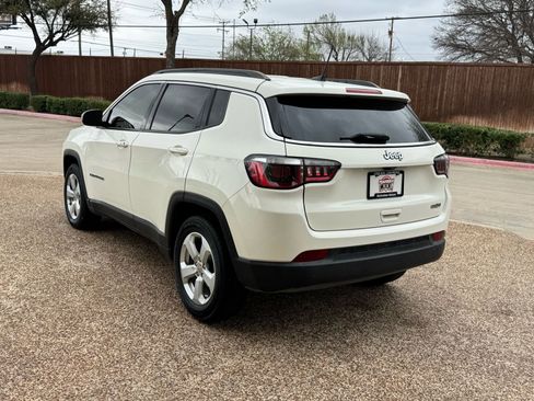 Used 2019 Jeep Compass Latitude w/ Popular Equipment Group image 10