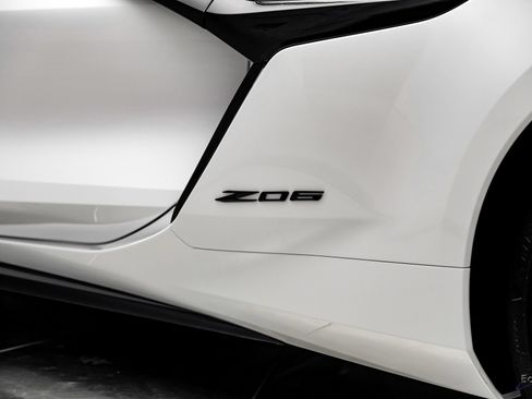 Used 2025 Chevrolet Corvette Z06 w/ Z07 Performance Package RWD image 42