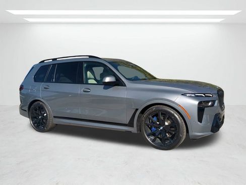 New 2026 BMW X7 xDrive40i w/ M Sport Package image 2