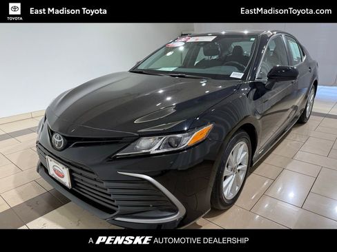 Certified 2024 Toyota Camry LE image 1