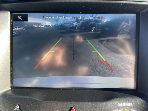 Used 2015 Ford Explorer XLT w/ Equipment Group 202A image 14