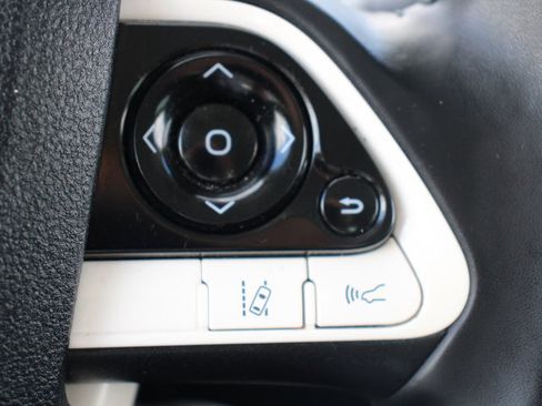 Used 2019 Toyota Prius Prime Premium w/ Carpet Mat Package image 25