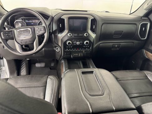 Used 2020 GMC Sierra 3500 Denali w/ Denali Ultimate Package image 32