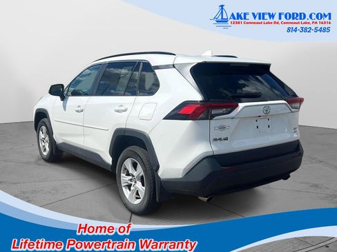 Used 2021 Toyota RAV4 XLE AWD/4WD image 4