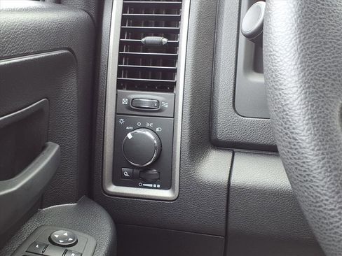 Used 2024 RAM 1500 Tradesman image 9