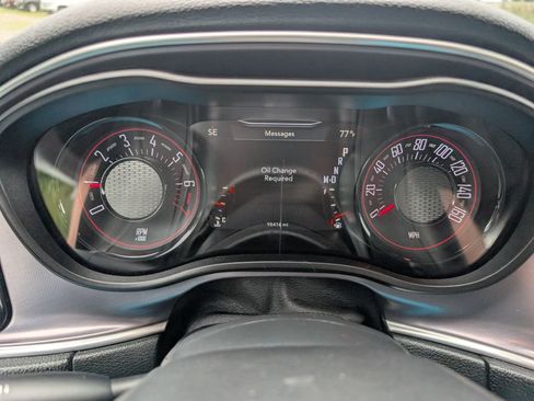 Used 2019 Dodge Challenger SXT w/ Blacktop Package image 11