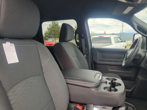 New 2026 RAM 3500 Tradesman AWD/4WD image 20