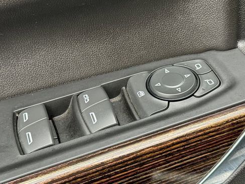 Used 2021 GMC Sierra 1500 Elevation image 12