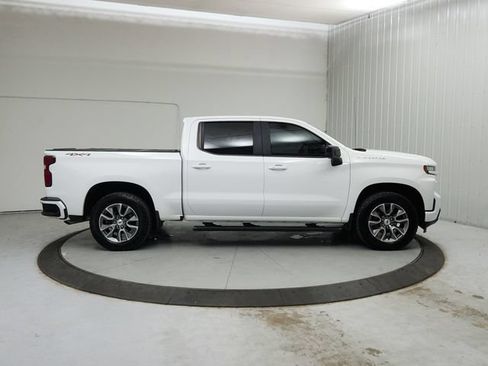 Used 2021 Chevrolet Silverado 1500 RST w/ Bed Protection Package AWD/4WD image 9