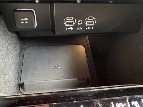 Used 2025 Jeep Wagoneer Series II w/ Convenience Group I image 23