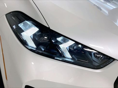 New 2026 BMW X5 M60i image 10