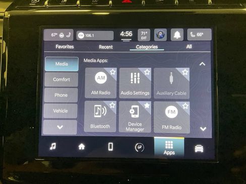 Used 2024 Jeep Grand Cherokee Altitude AWD/4WD image 21