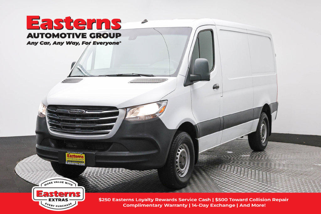Used 2019 Freightliner Sprinter 2500 RWD image 1